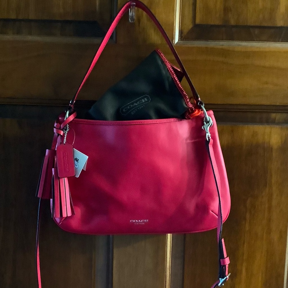 Coach Legacy Double Guss. Hobo Xbdy NWT #26601 Scarlet Never Been Used/Perfect!